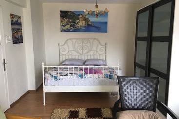 Turistihuoneistot Marin Apart