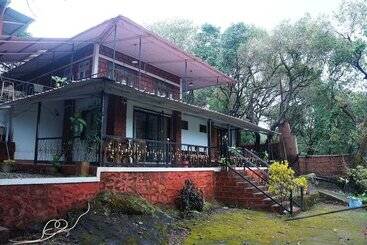 Hotell Godai Girikunj