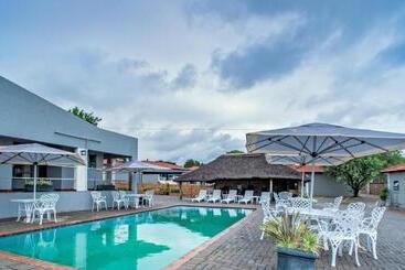 Khayalami Hotel   Emalahleni