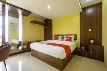 Hotel Capital O 1973 Guest House Toserba Selamat Syariah Pelabuhan Ratu