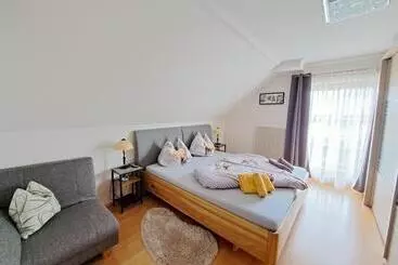 ホテル Biobauernhof Tonimörtl