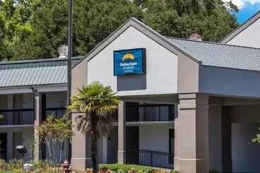 בית מלון כפרי Suburban Studios Hinesville   Fort Stewart Area