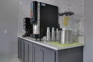 酒店 Travelodge By Wyndham Calhoun South I75