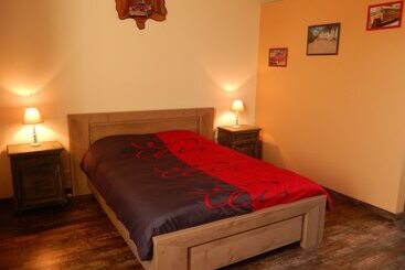 住宿加早餐 Les Chambres De Manou