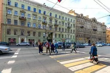 آپارتمان‌های توریست‌ها Heart Of The City Apart. L11
