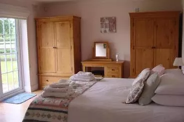 Spring Paddocks B&b