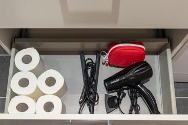 Turistlägenheter Le Central Rhône 2   Vue Grandiose