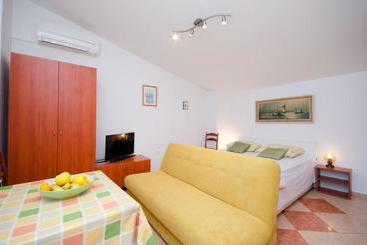 관광객 아파트 Studio Apartments Jasminka