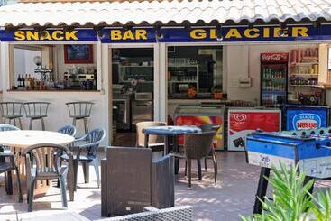 Otel Camping De La Plage