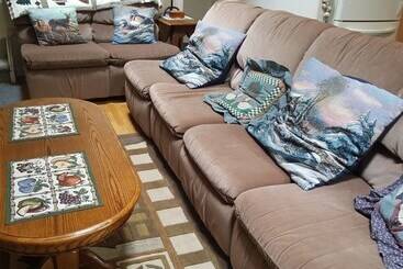 Сельский дом Quiet And Cosy Chalet In Pocono