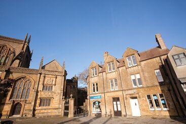 Apartamenty turystyczne Abbey Court