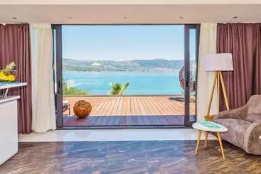 Tourist flats Villa Arbanessa With Heated Pool