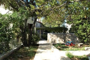 游客公寓 Apartments Lada