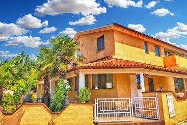 Turistlejligheder Apartment Rov 894