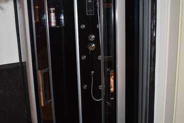 ツーリストアパートメント Sinuessa