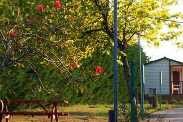 בית מלון כפרי Camping Maceira