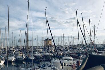 酒店 Luxury Dreams On Boat