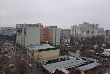 Pisos turísticos Apartment On Maksima Gorkogo 32