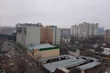 آپارتمان‌های توریست‌ها Apartment On Maksima Gorkogo 32