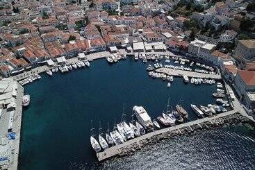 Пансион Douskos Guesthouse