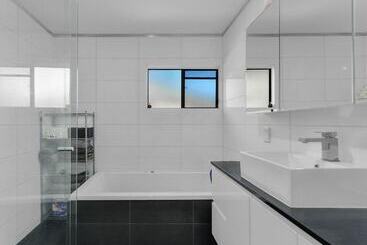 شقق خاصة سياحية Clayfield Home Near Bne Airport & Cbd
