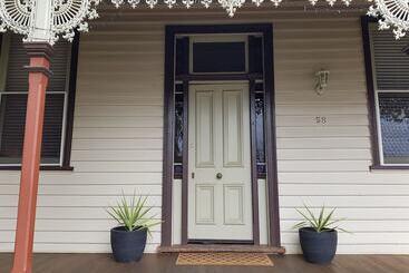 ツーリストアパートメント Myers Cbd