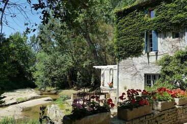 مبيت وإفطار Chambres D Hôtes Le Moulin D ô