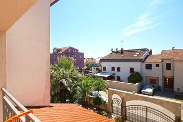 هتل Rooms Ivica 1452