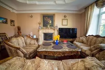 کلبه Lake House