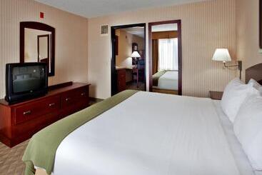 호텔 Holiday Inn Express  & Suites Lansingleavenworth