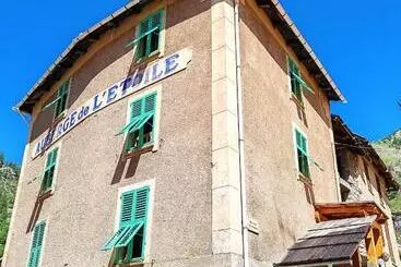 Aamiaismajoitus (B&B) La Petite étoile D Hôtes En Mercantour