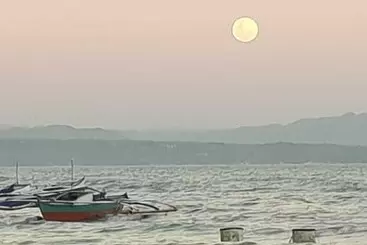 Hotelli Alona Beach Side Inn