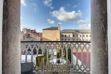 Apartamentos turísticos Demartini Palace