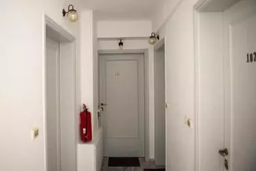 Emilia Hotel Apartments