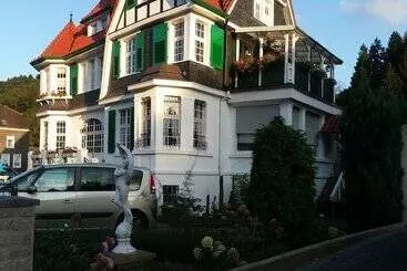 ツーリストアパートメント Villa Biso