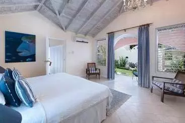 آپارتمان‌های توریست‌ها Villa Dene Court