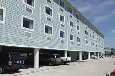 هتل Inn At The Waterpark