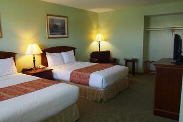 هتل Inn At The Waterpark