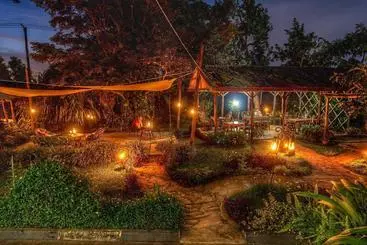 Majatalo Muti Entebbe