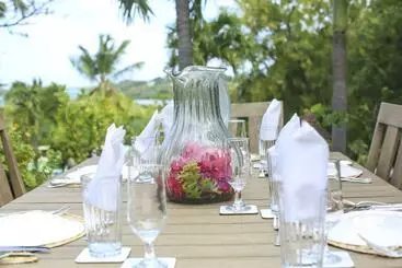 هتل The Great House Antigua