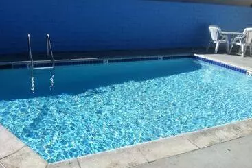 Szálloda Jolly Roger