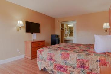 فندق Lakeview Inn Kingston