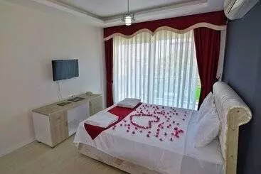 Airport Güllük Otel