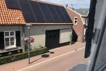 In De Witte Dame Hotel Bar Kitchen Apartments