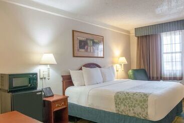 酒店 La Quinta Inn By Wyndham New Orleans Veterans / Metairie