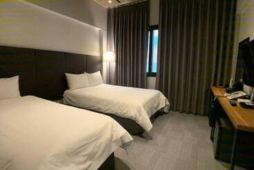 Hotel Jeju Renaissance