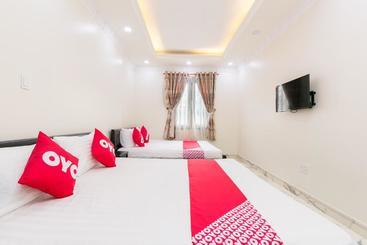 فندق Oyo 628 Tăng Phát