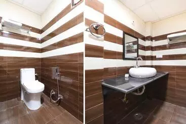 ホテル O Ghar Residency