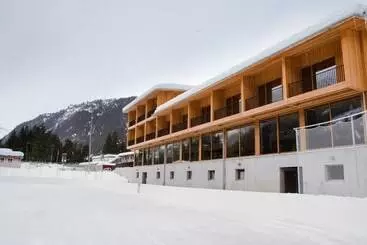Hotel Campra Alpine Lodge & Spa