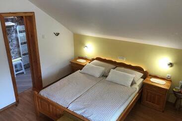 Hotel Turistična Kmetija čerček